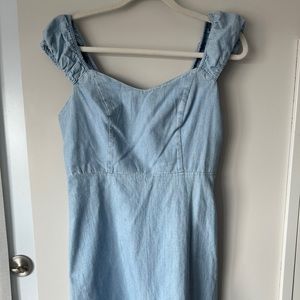 Denim chambray Old Navy dress (size S)